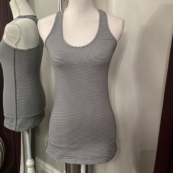 Lululemon Cool Racerback Gingham Luon White Black Size 6 - Picture 6 of 11